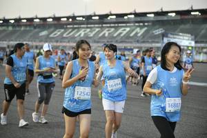 BIB: 5103, 5229, 5334
                            <button type="button" onclick="openModal(10466149)" class="btn btn-primary btn-sm float-right btn-popup" data-toggle="modal" data-target=".modal-high-quality">
                        <i class="fas fa-shopping-cart"></i> Add to Cart
                    </button>
                                            <button type="button" onclick="isThisMe(10466149, true)" class="btn btn-success btn-sm float-right btn-popup btn-isme hidden" data-toggle="tooltip" data-placement="bottom" title="นี่คือรูปของคุณใช่ไหม คลิกที่นี่เพื่อเอาเข้าอัลบั้ม">
                        <i class="fas fa-plus"></i> Add to album
                    </button>
                    <button type="button" onclick="isThisMe(10466149, false)" class="btn btn-warning btn-sm float-right btn-popup btn-isnotme hidden">
                        <i class="fas fa-ban"></i> Remove from album
                    </button>